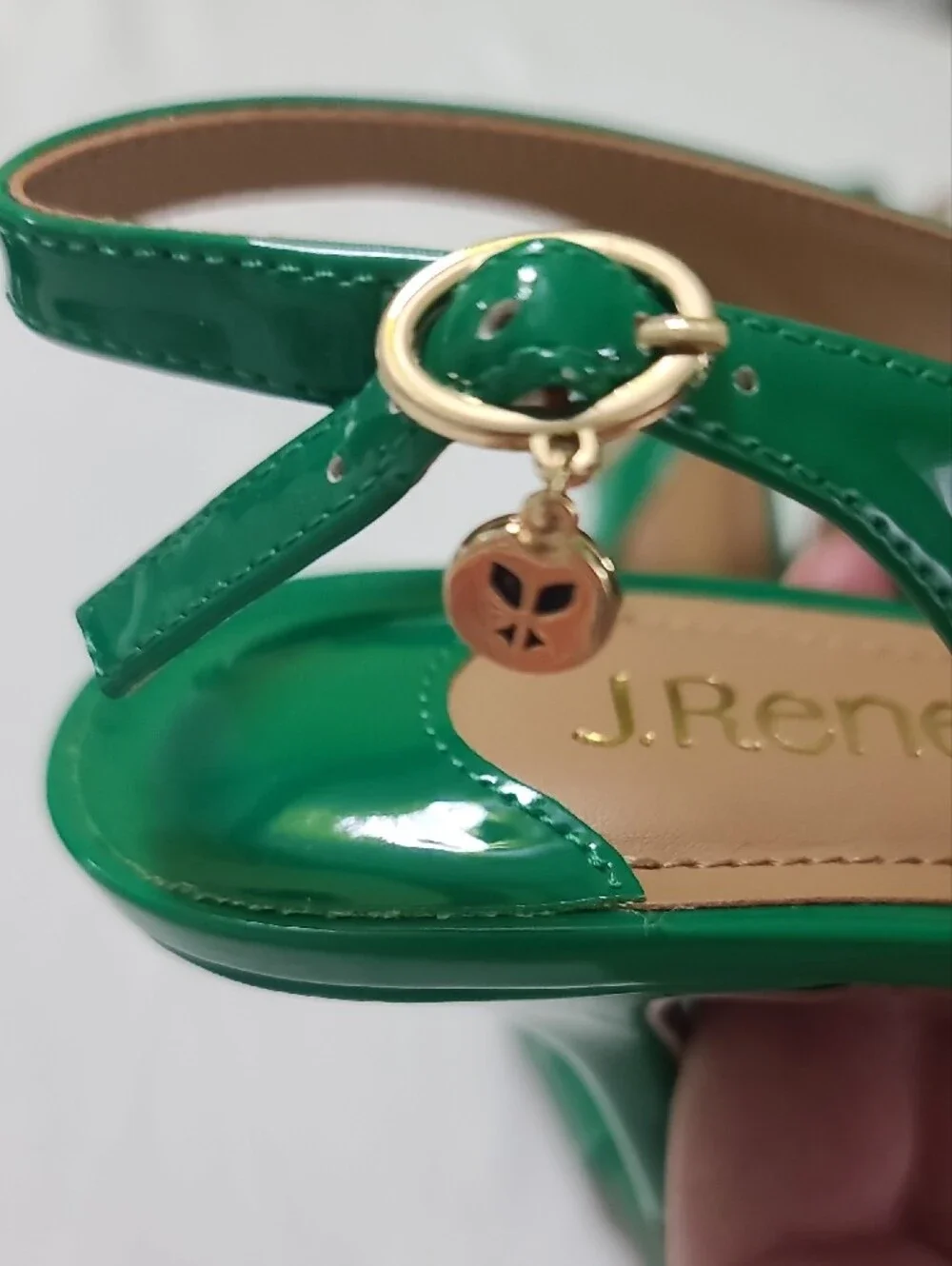 Green Patent Slingback Pointed-Toe Pumps Size 8.5M